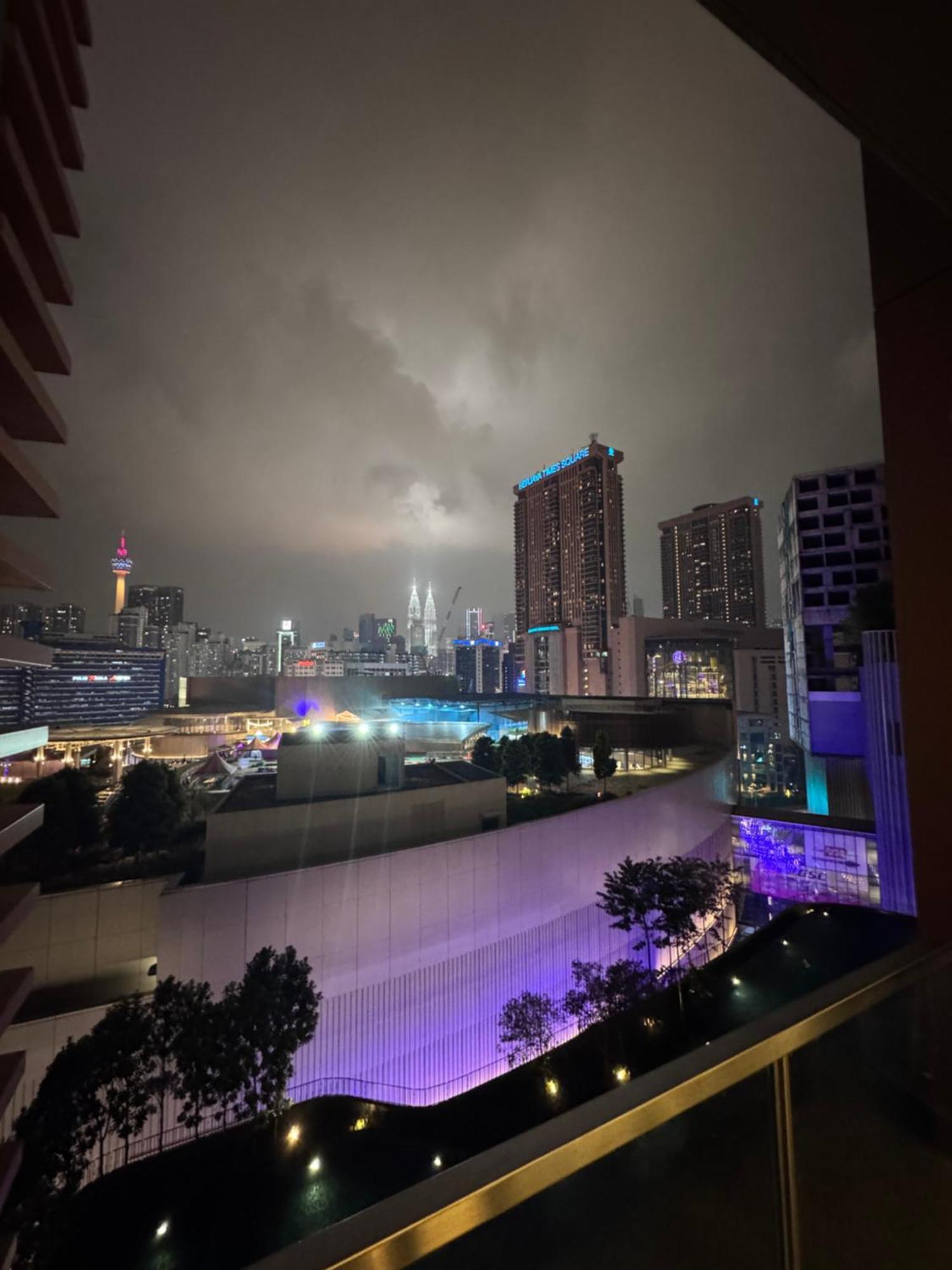 Infinity Pool Suite Bukit Bintang Lalaport Bbcc קואלה לומפור מראה חיצוני תמונה